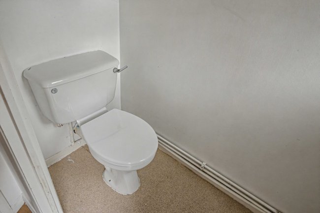 90 The Maltings, Weymouth, Dorset DT4 8SS 1