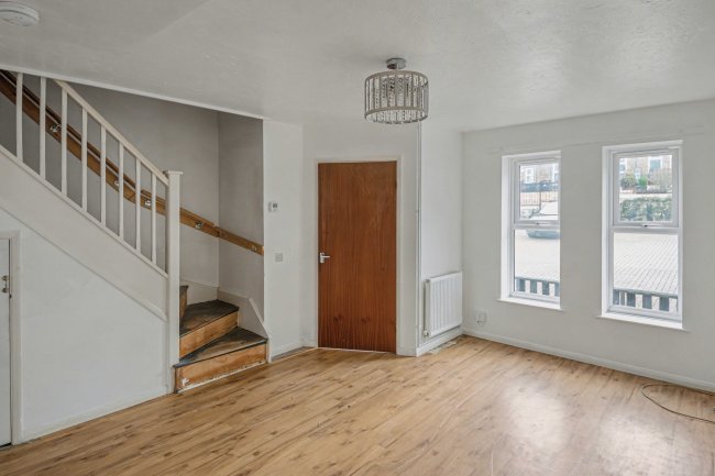 90 The Maltings, Weymouth, Dorset DT4 8SS 1