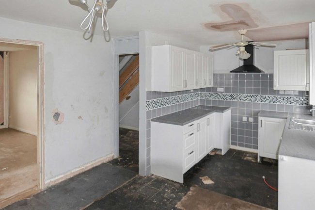 29 Boyd Close, Coventry, West Midlands CV2 2NF 9