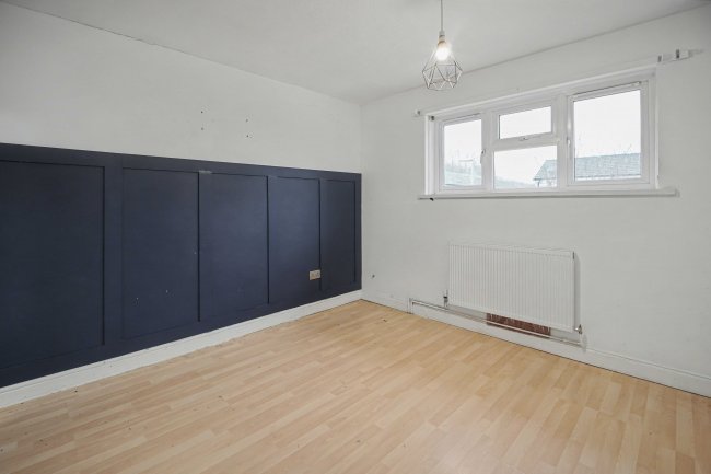 15 Dankworth Road, Basingstoke, Hampshire RG22 4LJ 5