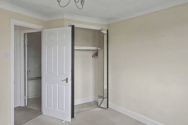 Flat 6 Marquis Court, Earls Meade, Luton, Bedfordshire, LU2 7LG 7