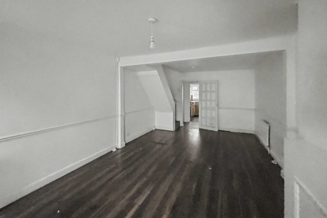 39 Cross Road, Croydon, CR0 6TW 4