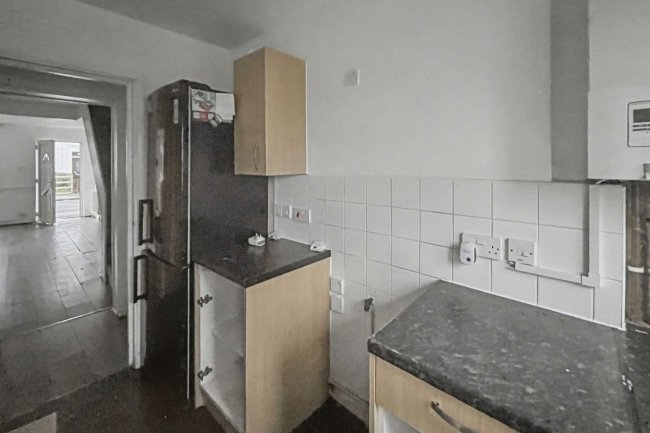 39 Cross Road, Croydon, CR0 6TW 4