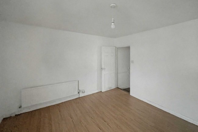 39 Cross Road, Croydon, CR0 6TW 4