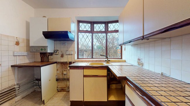 65 Grove Hill, South Woodford, London, E18 2JA 3