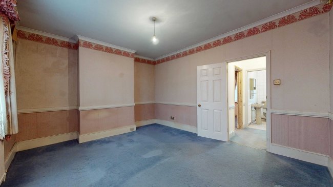 65 Grove Hill, South Woodford, London, E18 2JA 3