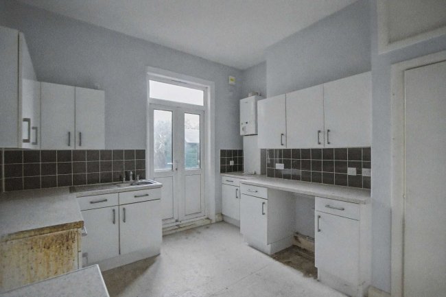 Flats A & B, 254 Ramsay Road, London E7 9EY 8