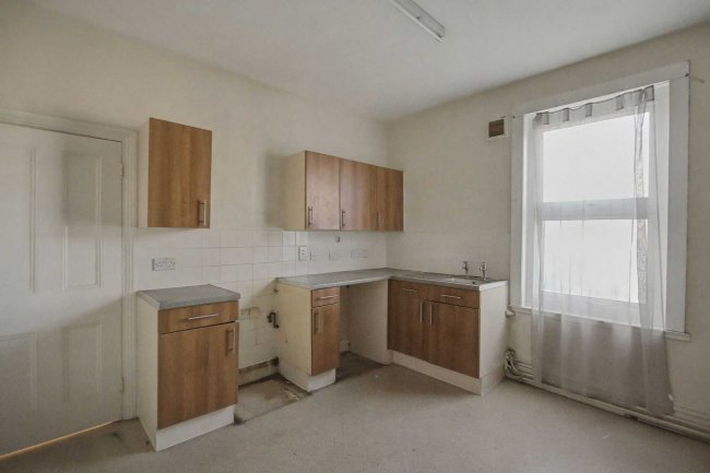 Flats A & B, 254 Ramsay Road, London E7 9EY 8