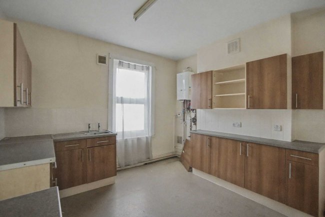 Flats A & B, 254 Ramsay Road, London E7 9EY 8