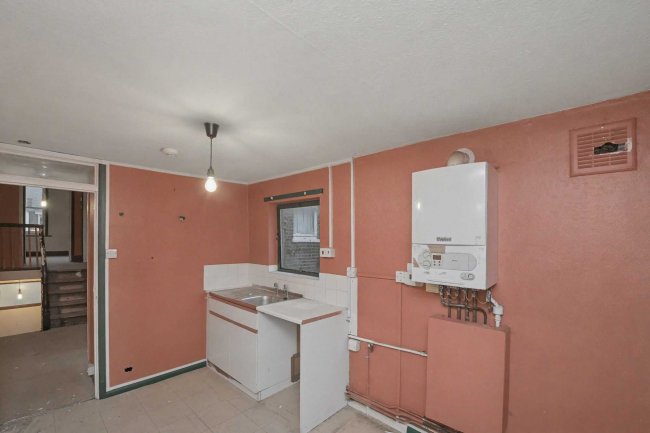 Flat B, 58 Inworth Street, Battersea, London, SW11 3EP 5