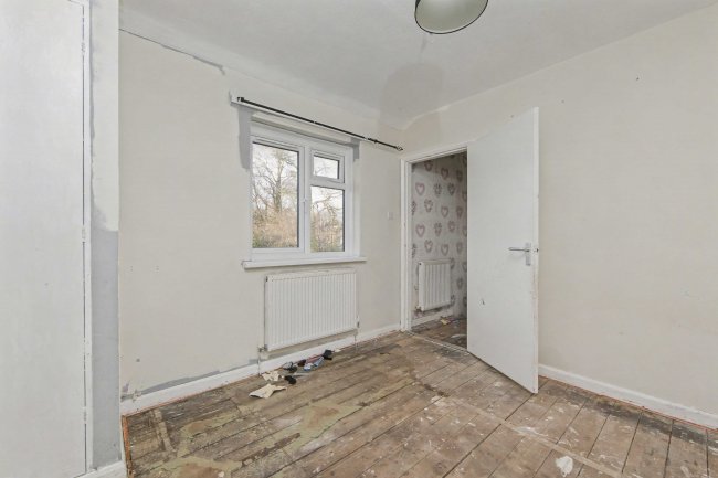 42 Gillford Crescent, Carlisle CA1 3BS 5