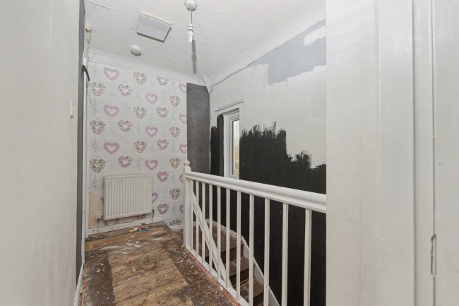 42 Gillford Crescent, Carlisle CA1 3BS 5