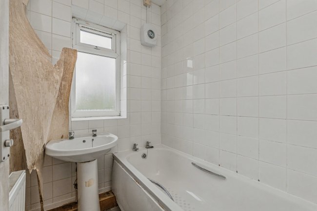 57 Searness Road, Middleton, Manchester M24 4JE 1