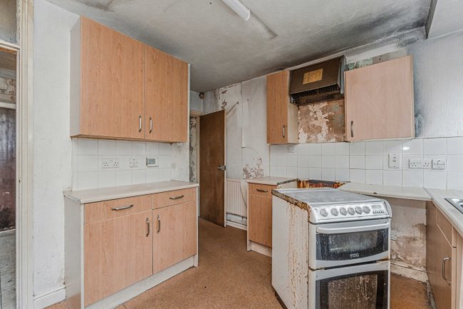 57 Searness Road, Middleton, Manchester M24 4JE 1