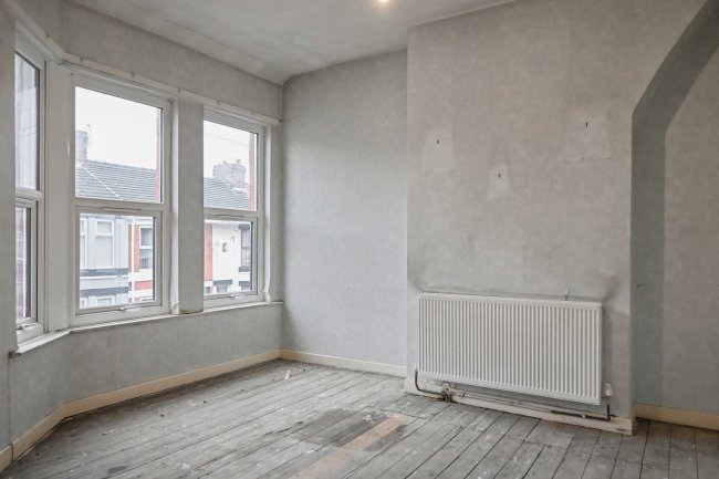 29 Middlesex Road, Bootle L20 9BN 3