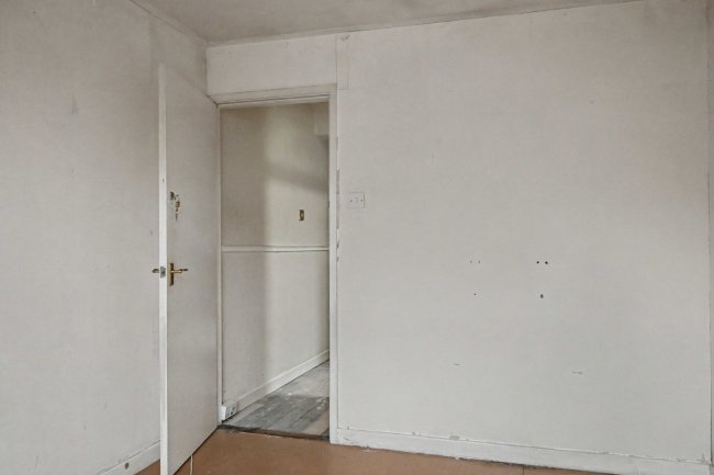 29 Middlesex Road, Bootle L20 9BN 3