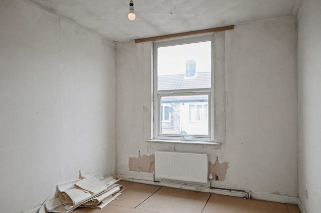 29 Middlesex Road, Bootle L20 9BN 3