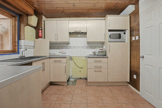 17 Willow Grove, Wavertree, Liverpool L15 8AD 1