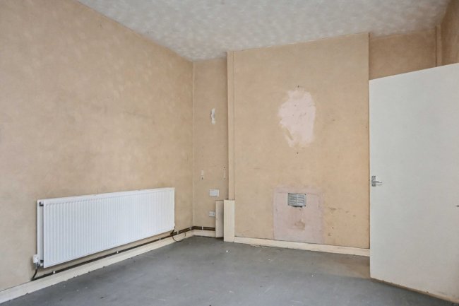 23 Warrenhouse Road, Brighton-le-Sand, Liverpool L22 6QN 9