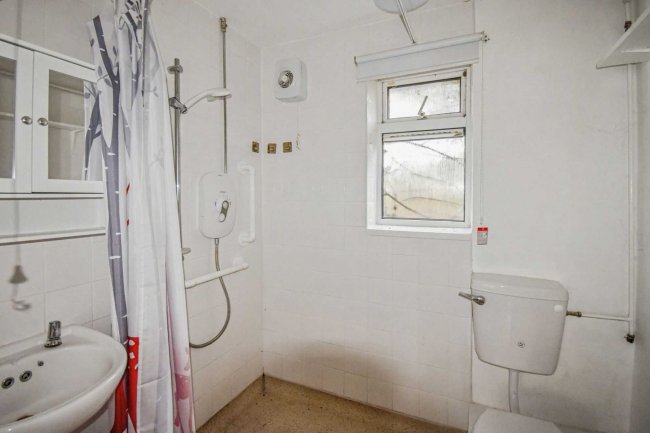 46 Lowry Cole Road, Sprowston, Norwich NR6 7QT 10