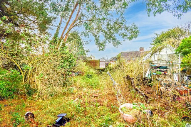 46 Lowry Cole Road, Sprowston, Norwich NR6 7QT 10