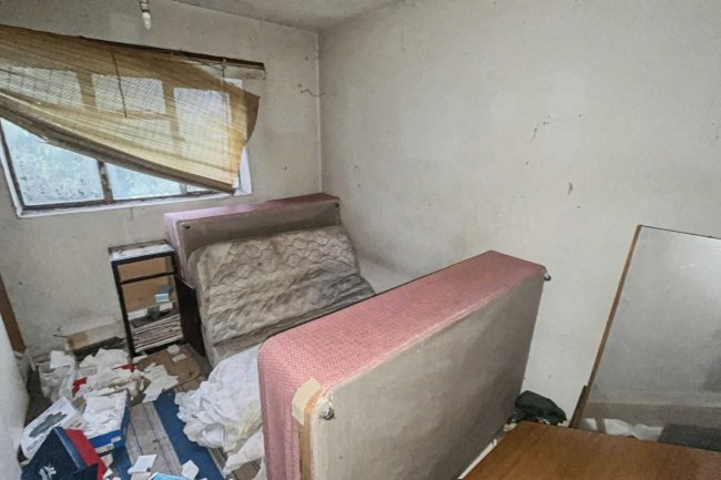 7 Kingsdown Way, Bromley BR2 7PT 10