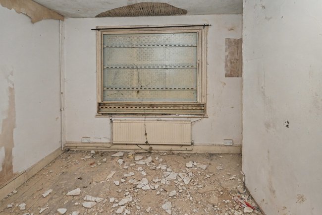 2a Windmill Hill, Enfield EN2 6SA 4