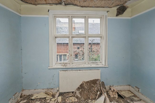 2a Windmill Hill, Enfield EN2 6SA 4