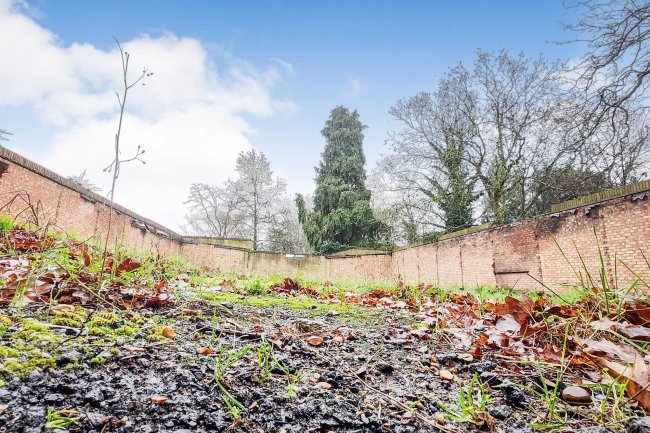 Former Garages rear of 71 Berkeley Gardens, Winchmore Hill, London N21 2BE 7