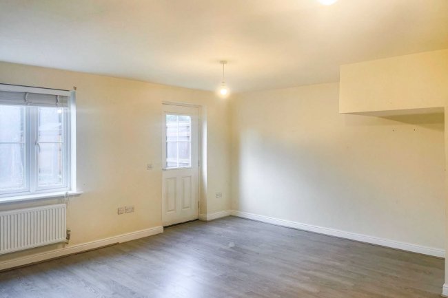 97 Waterford Road, Witney, Oxford, OX28 1GD 8