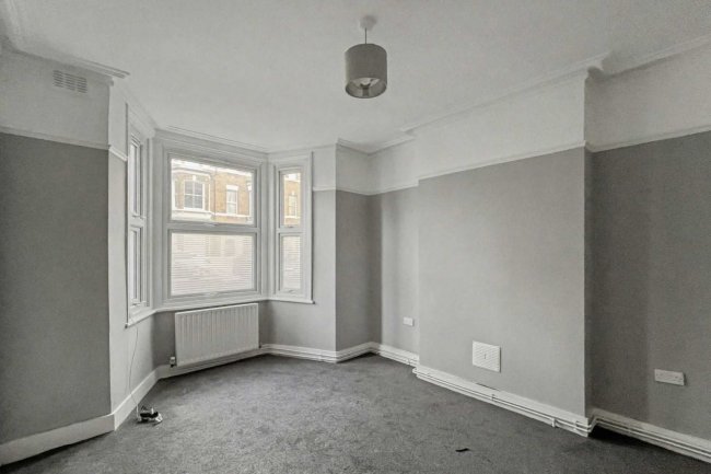 9a Rush Hill Road, Battersea, London SW11 5NW 2