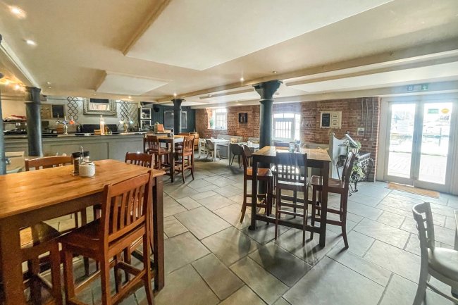 15 Regatta Quay, Key Street, Ipswich IP4 1FH 9