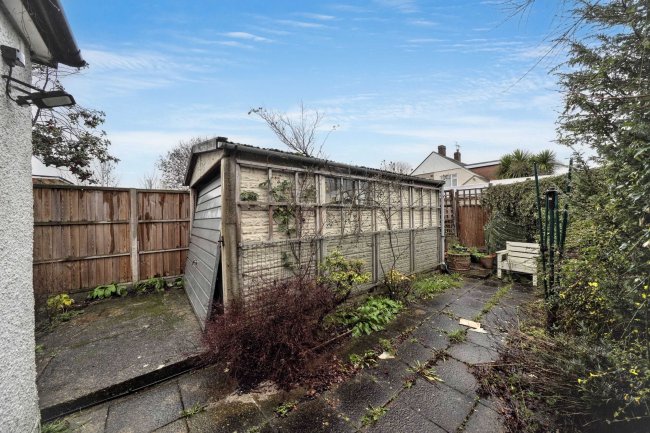 14 Glasbrook Avenue, Twickenham, TW2 6AH 2