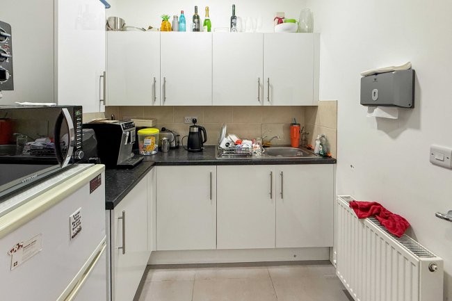 150 Goldhawk Road, Shepherds Bush, London W12 8HH 1