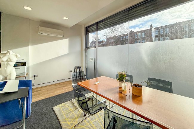 150 Goldhawk Road, Shepherds Bush, London W12 8HH 1