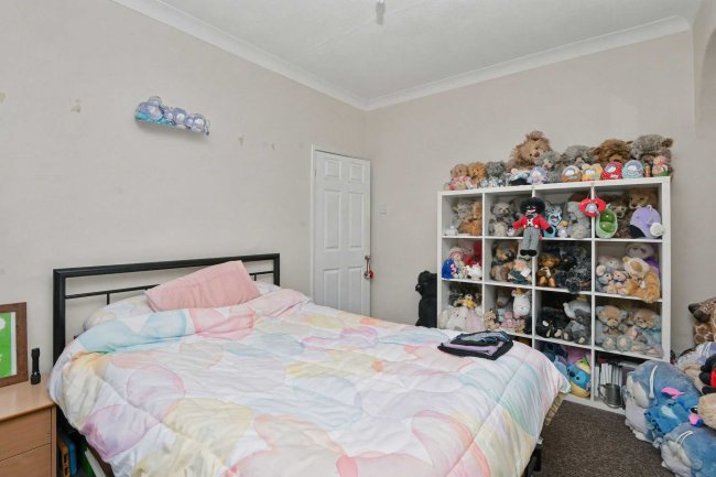 87 Sandsfield Lane, Gainsborough, DN21 1BQ 2