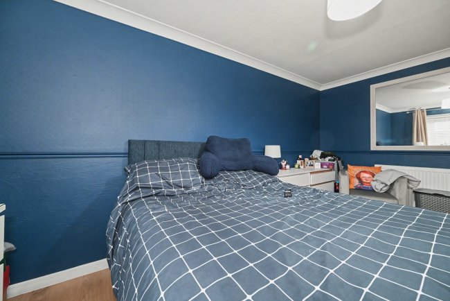 75 Helmsdale Close, Reading, RG30 2PT 3