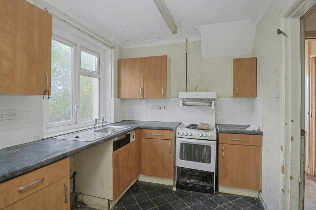 2 Steer Road, Swanage, Dorset, BH19 2RU 3