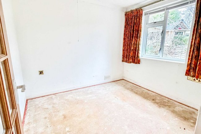 13 Perrys Gardens, West Hill, Ottery Saint Mary EX11 1XA 10