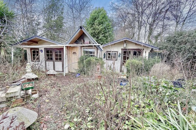 13 Perrys Gardens, West Hill, Ottery Saint Mary EX11 1XA 10