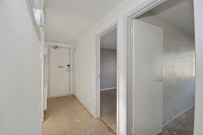 Flat 65a Hanover Way, Windsor, SL4 5NN 3