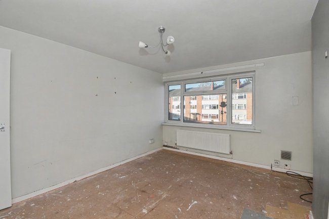 Flat 65a Hanover Way, Windsor, SL4 5NN 3