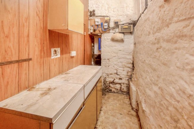 Box Cottage, Oxlynch Lane, Stonehouse, Gloucestershire, GL10 3DE 6