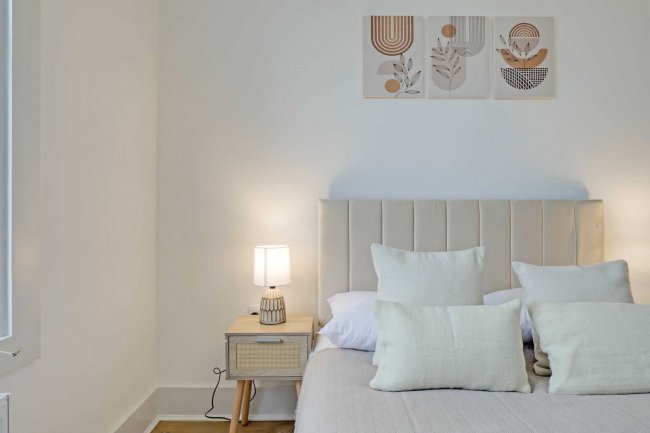 105 Kingsley Flats, Old Kent Road, London SE1 5XG 1