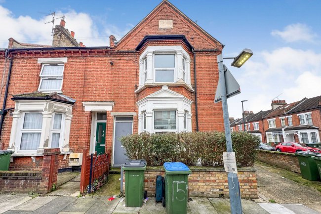 15 Macoma Terrace, Plumstead, London, SE18 2QN 7