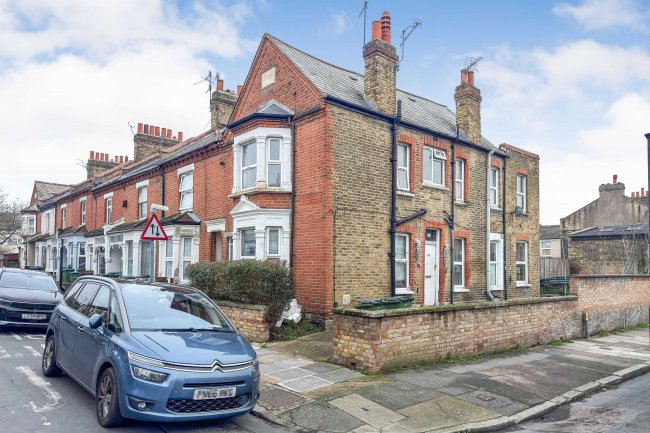 15 Macoma Terrace, Plumstead, London, SE18 2QN 7