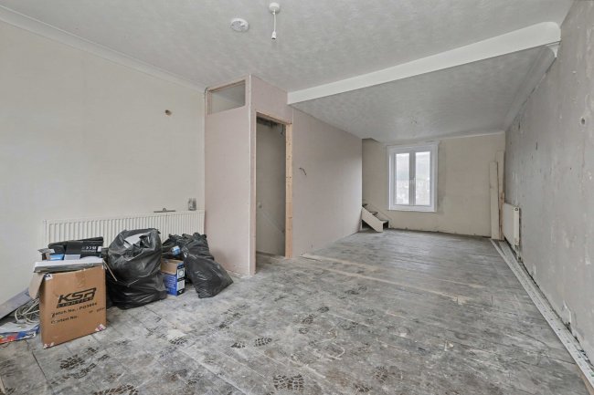 12 Percival Terrace, Dover, Kent, CT17 9SU 10