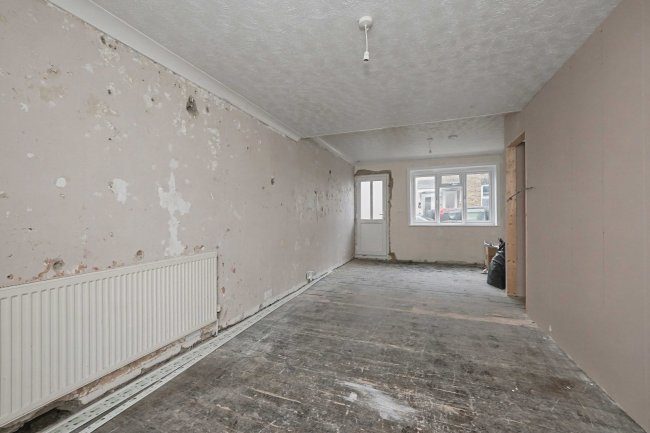 12 Percival Terrace, Dover, Kent, CT17 9SU 10