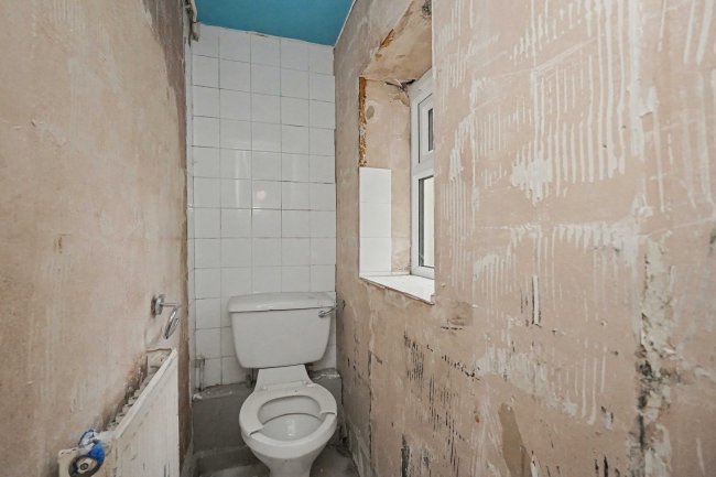 12 Percival Terrace, Dover, Kent, CT17 9SU 10