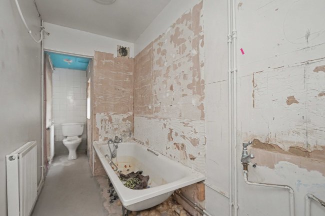 12 Percival Terrace, Dover, Kent, CT17 9SU 10